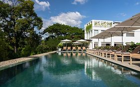 Treeline Urban Resort